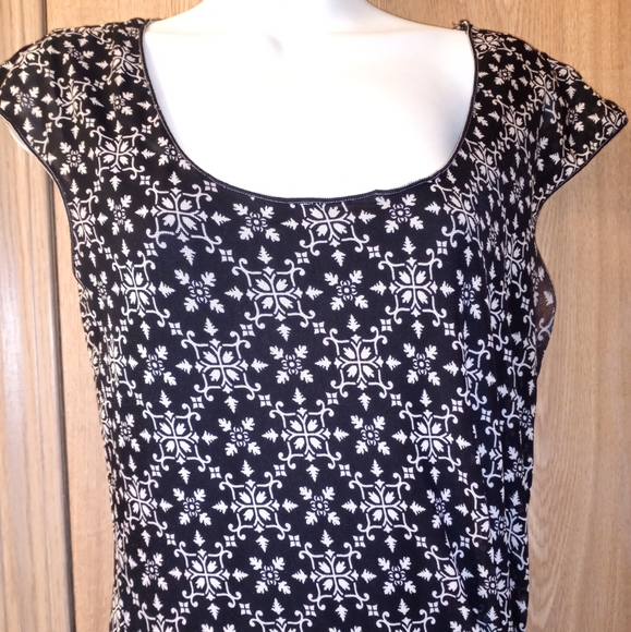 MAX STUDIO - Picture 2 of 4